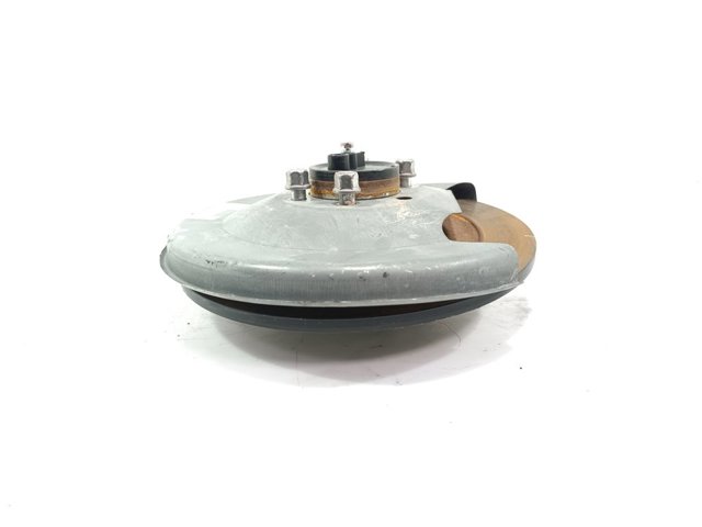 Cubo de rueda, Eje trasero 3785A063 MITSUBISHI