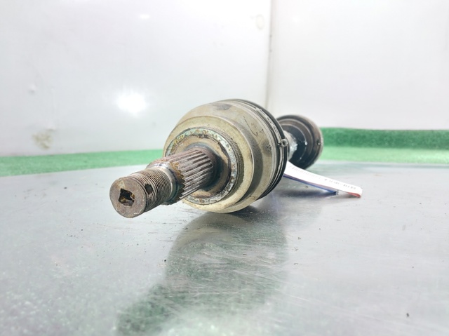 MITSUBISHI 3815A075 Semieje delantero izquierdo  en stock Salamanca