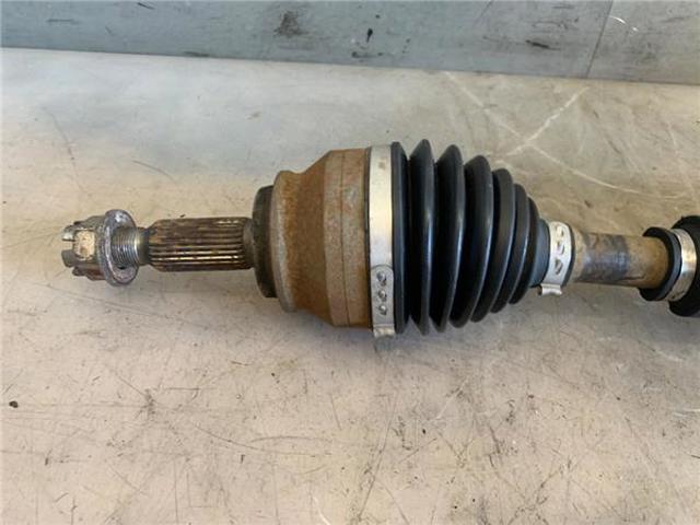 MITSUBISHI 3815A075 Semieje delantero izquierdo  en stock Salamanca
