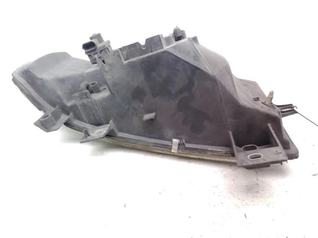 RENAULT 38210748 Faro izquierdo  en stock Terrassa