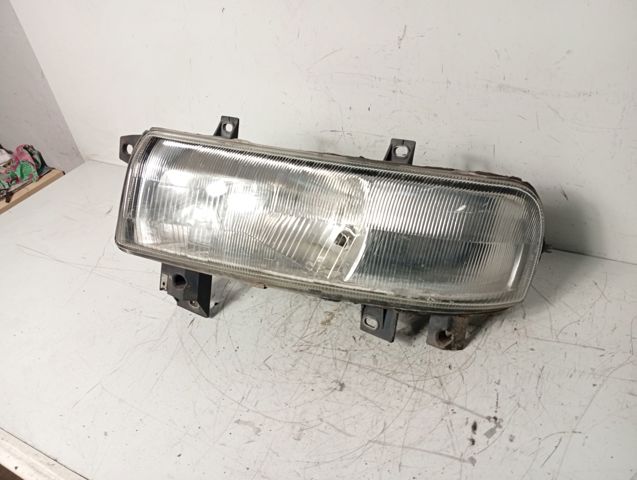 38210748 RENAULT Faro izquierdo  en stock Gandía