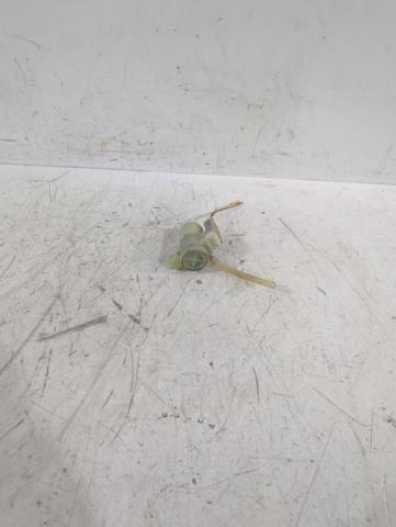 Bomba de agua de lavado, lavado de parabrisas, delantera 3841070B20000 SUZUKI