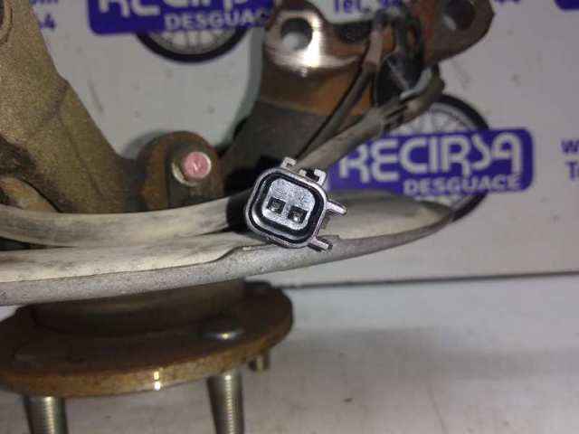 MITSUBISHI 3870A008 Mangueta delantera derecha  en stock Salamanca