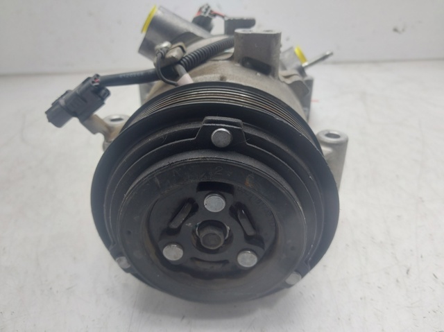 Compresor de aire acondicionado para Honda CR-V RW, RT