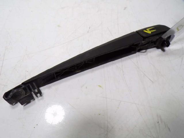 3882165J00 Brazo del limpiaparabrisas, trasero  en stock Castellón