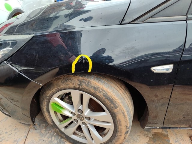 OPEL 39011390 Aleta delantera izquierda  disponible Valladolid