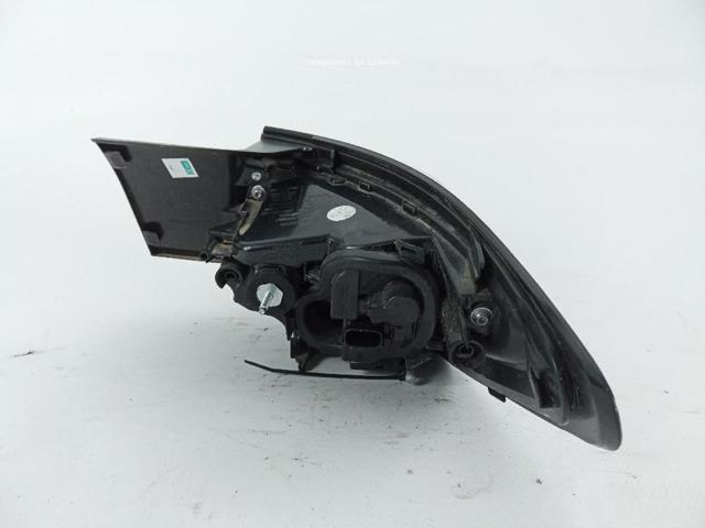 39015943 Piloto trasero exterior izquierdo comprar Sevilla