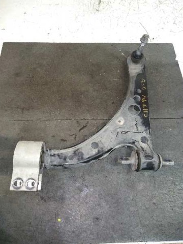 39021472 Brazo inferior izquierdo de la suspensión delantera comprar Girona