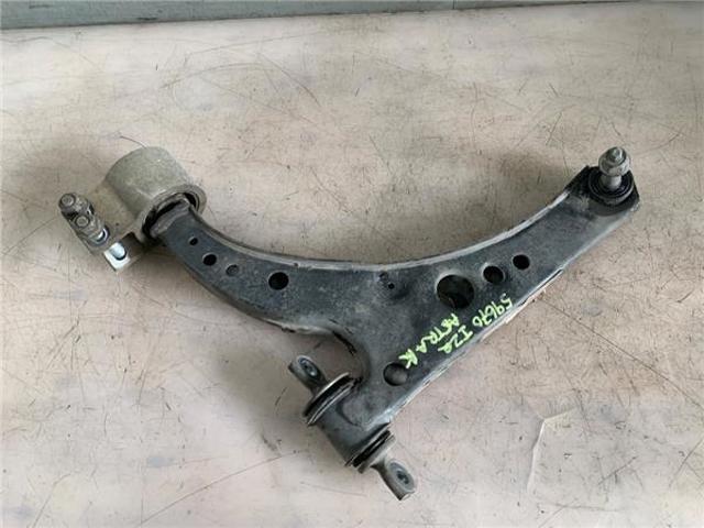 39021472 Brazo inferior izquierdo de la suspensión delantera  comprar en Zaragoza