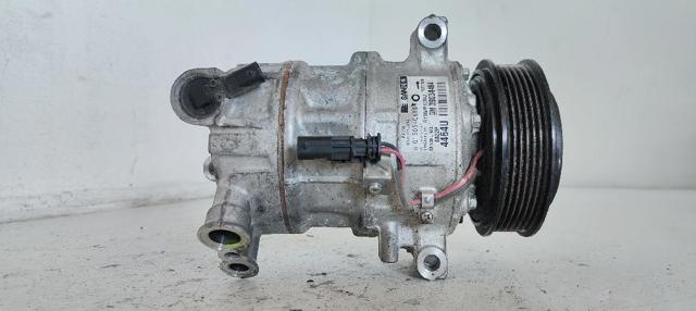Compresor de aire acondicionado Opel Astra