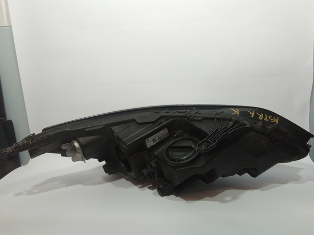 39047198 Faro izquierdo  en stock Castellón