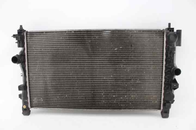 OPEL 39074664 Radiador comprar Pamplona