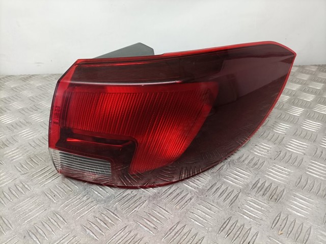 OPEL 39077375 Piloto trasero exterior derecho  comprar en Ponferrada