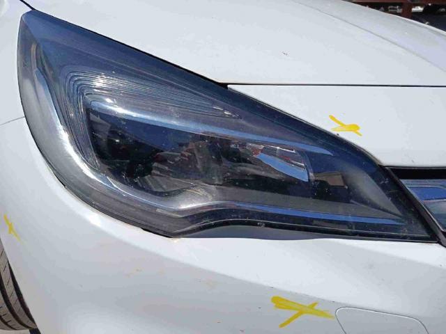 39081893 OPEL Faro derecho  en stock Gandía