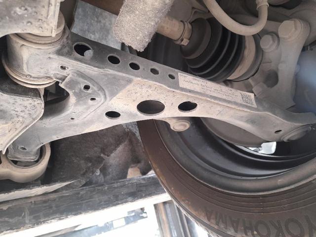39089344 OPEL Brazo inferior izquierdo de la suspensión delantera  en stock Gandía
