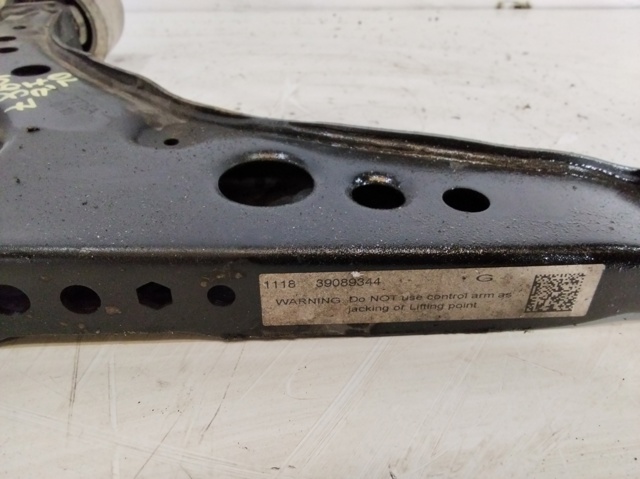 OPEL 39089344 Brazo inferior izquierdo de la suspensión delantera comprar Pamplona