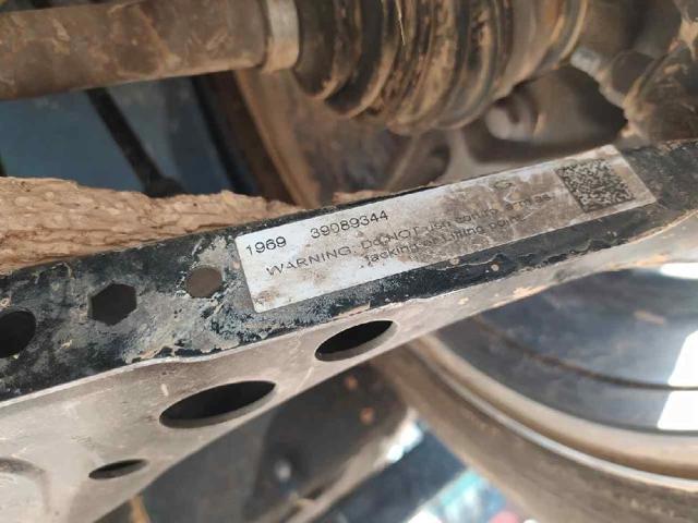 39089344 Brazo inferior izquierdo de la suspensión delantera  comprar en Pontevedra