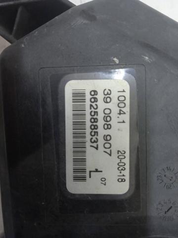 39098907 Faro antiniebla izquierdo  comprar en Reus