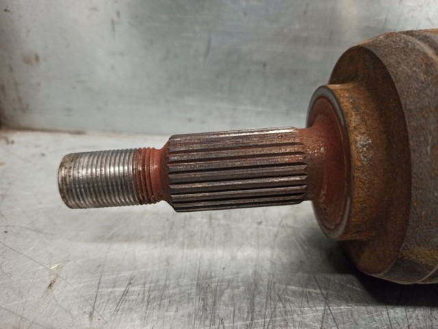 391000128R RENAULT Semieje delantero derecho comprar Alcalá