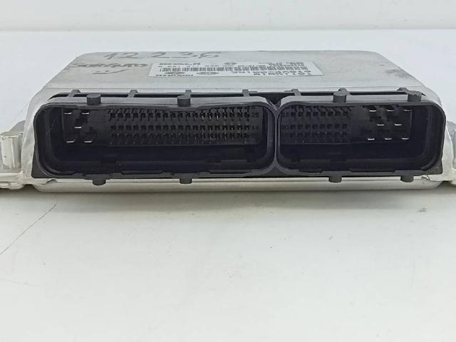 391004A810 HYUNDAI ECU  en stock Gandía
