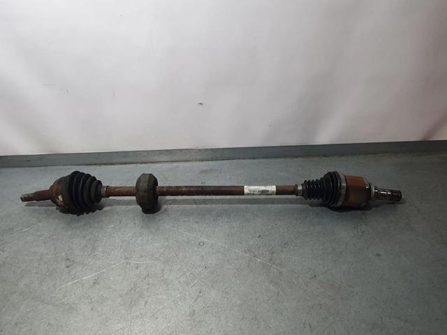 Semieje delantero derecho 391008333R RENAULT