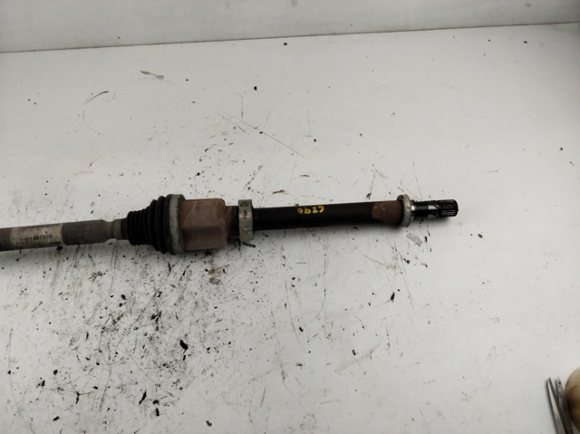 391008707R RENAULT Semieje delantero derecho  disponible Alicante