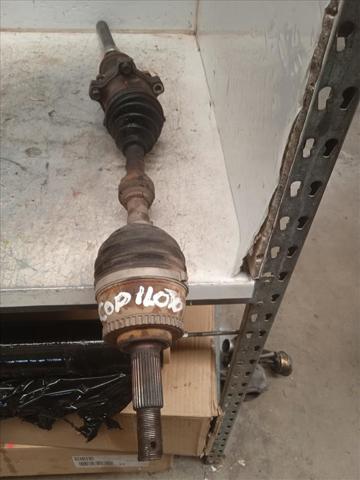 Semieje delantero derecho 391008H712 NISSAN
