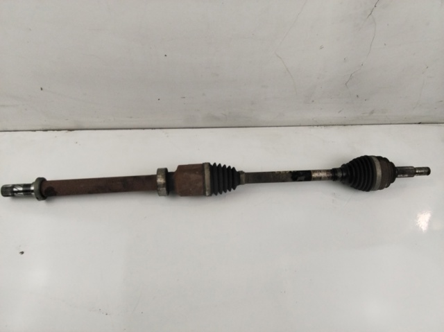 Semieje delantero derecho 391009101R RENAULT