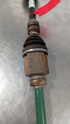 NISSAN 39100BB32B Semieje delantero derecho  en stock Valencia