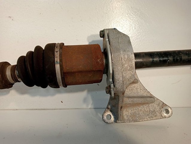 39100JD02B NISSAN Árbol de transmisión delantero derecho  comprar en Jaén