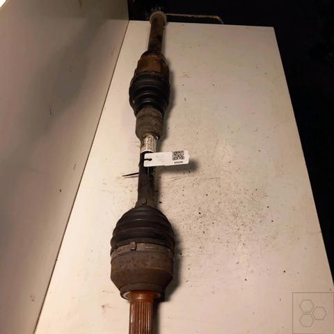 Árbol de transmisión delantero derecho 39100JD02B NISSAN