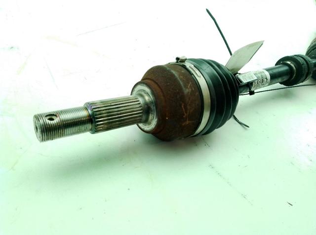 39100JD02B Árbol de transmisión delantero derecho  disponible Utrera