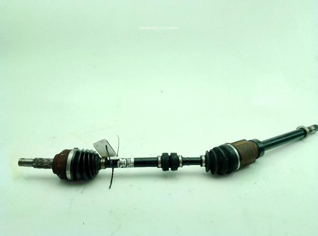Árbol de transmisión delantero derecho 39100JD02B NISSAN