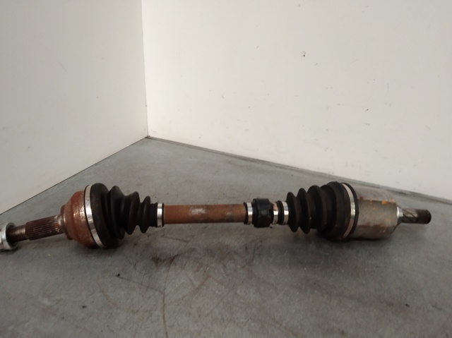 39100JD52B Árbol de transmisión delantero derecho  en stock Sabadell