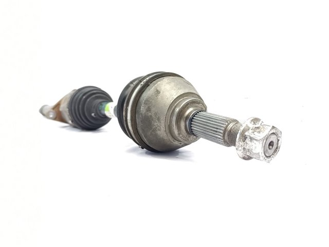 Árbol de transmisión delantero derecho 39100JD52B NISSAN