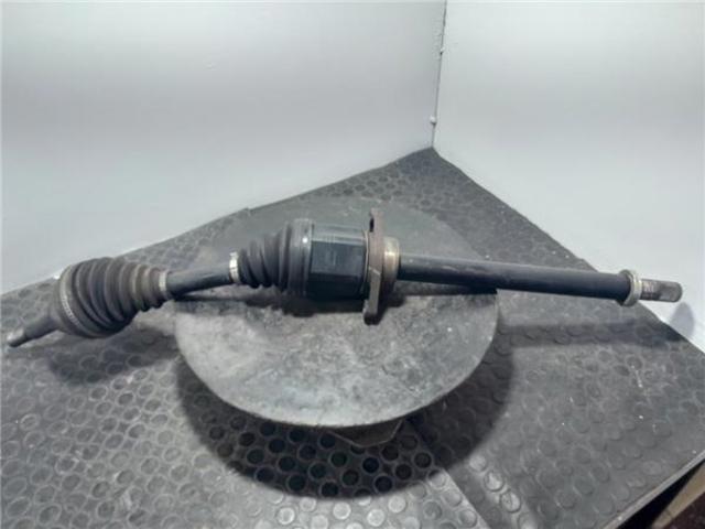 Árbol de transmisión delantero derecho 39100JD74A NISSAN