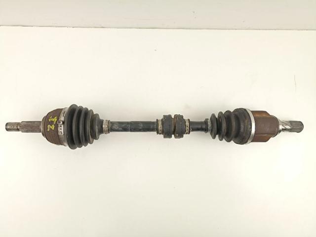 Semieje delantero izquierdo 391011U600 NISSAN