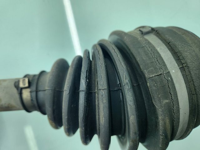 Semieje delantero izquierdo 391012675R OPEL
