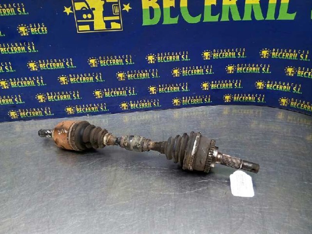 Semieje delantero izquierdo 391012F011 NISSAN