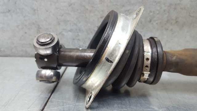 391018299R RENAULT Semieje delantero izquierdo  en stock Córdoba