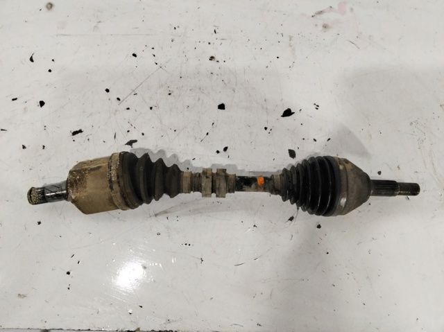 Semieje delantero izquierdo 39101JD72B NISSAN