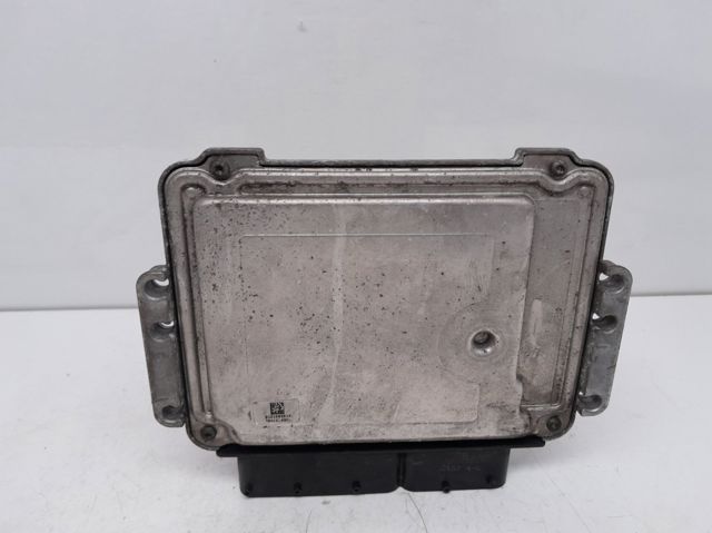 391032A715 HYUNDAI ECU  en stock Huelva