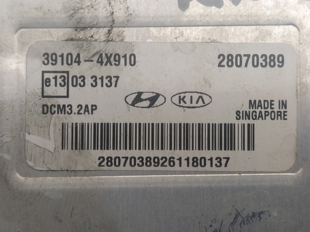 ECU para KIA Carnival VQ