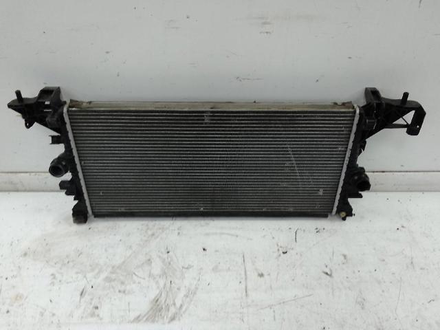 Radiador de agua Opel Astra  ()