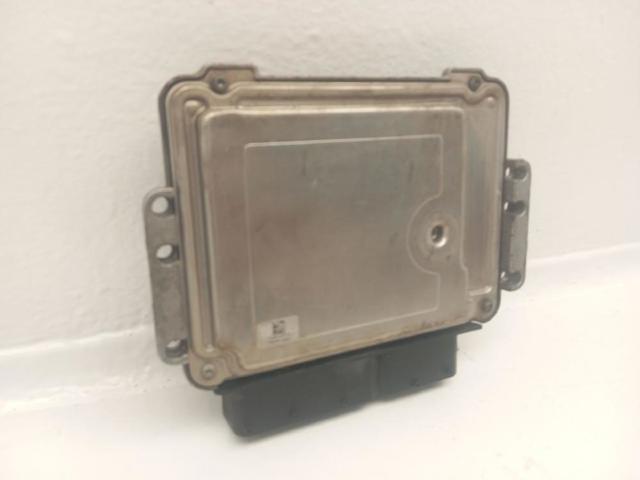 3911327405 HYUNDAI Unidad de control del motor (ECU)  comprar en Jaén