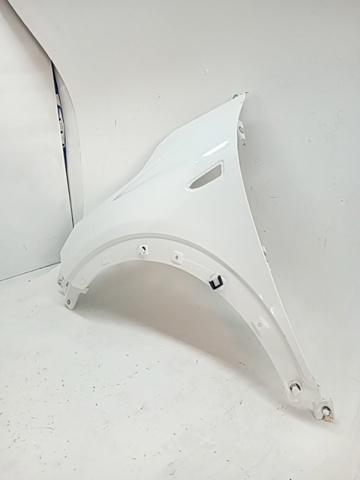 Aleta delantera izquierda Opel CROSSLAND 10 P17