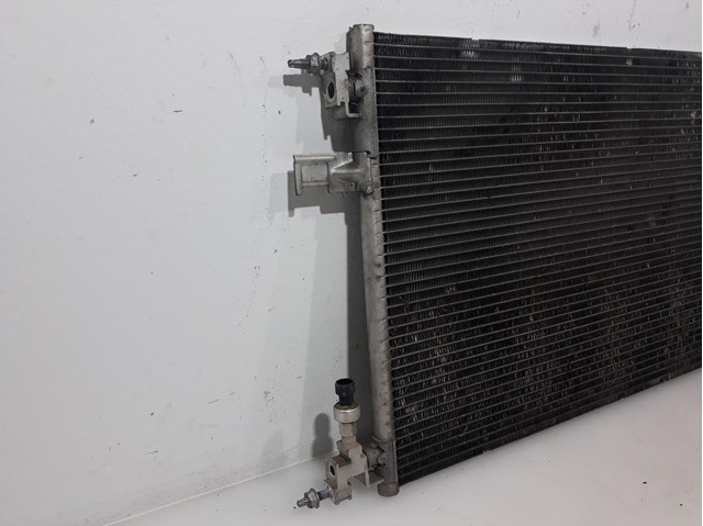 Condensador / radiador  aire acondicionado para opel astra j 1.6 cdti (68) b16dth 39140127