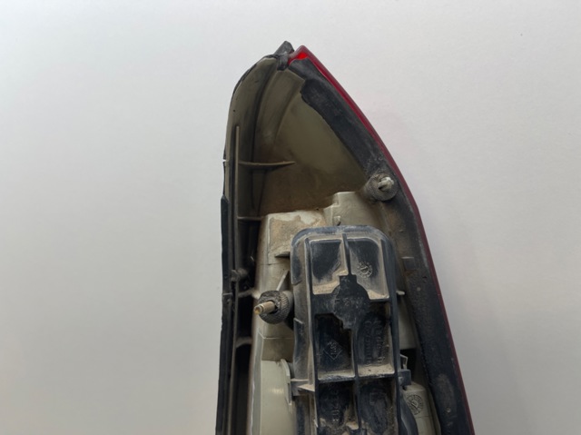 OPEL 393033 Piloto trasero izquierdo  disponible Valladolid
