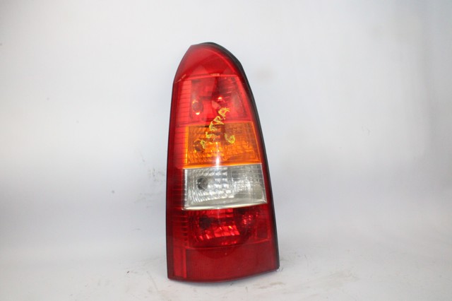 OPEL 393033 Piloto trasero izquierdo  en stock Terrassa