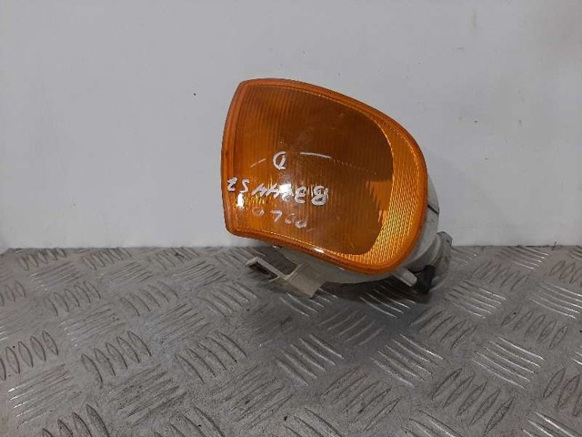 3A0949101B Luz intermitente de guardabarros comprar Girona
